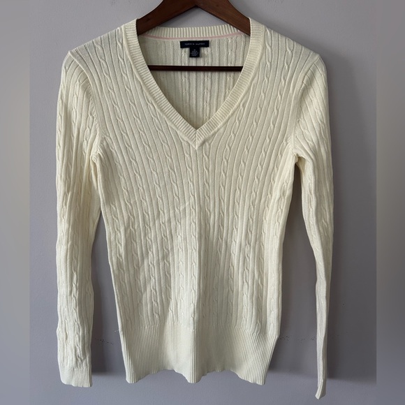 Tommy Hilfiger Sweaters - Tommy Hilfiger Womens V-Neck Cable Knit Pullover Sweater, Cream, GUC, Size Med
